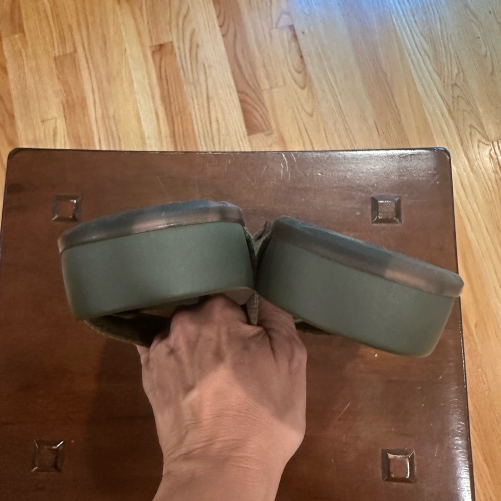 Rothy’s Weekend Slide Olive Green size 9 - Picture 4 of 5